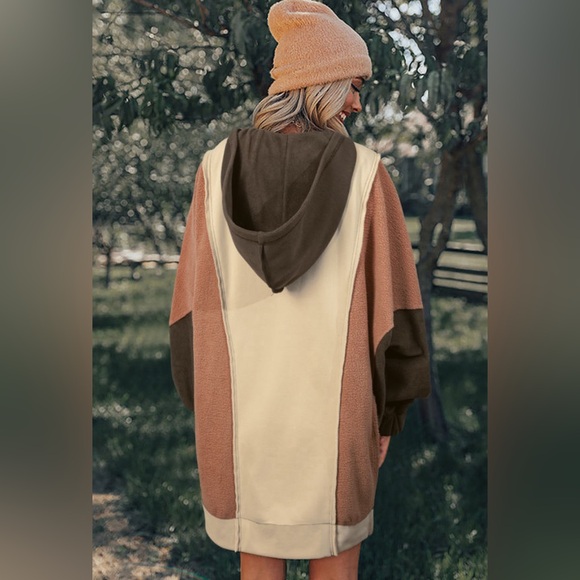 Emelia  oversized color block patchwork high low hoodie - Picture 2 of 4